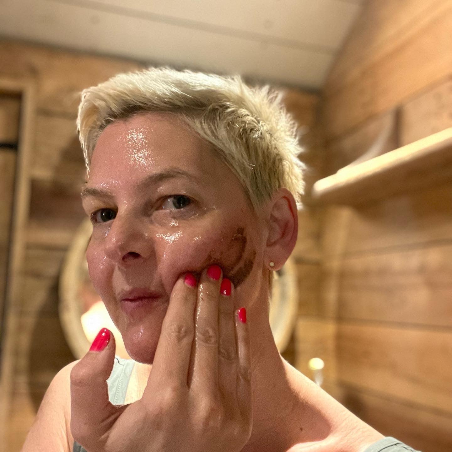 Dry skin driving you mad? Don’t panic, we’re here to help! - Husk & Seed