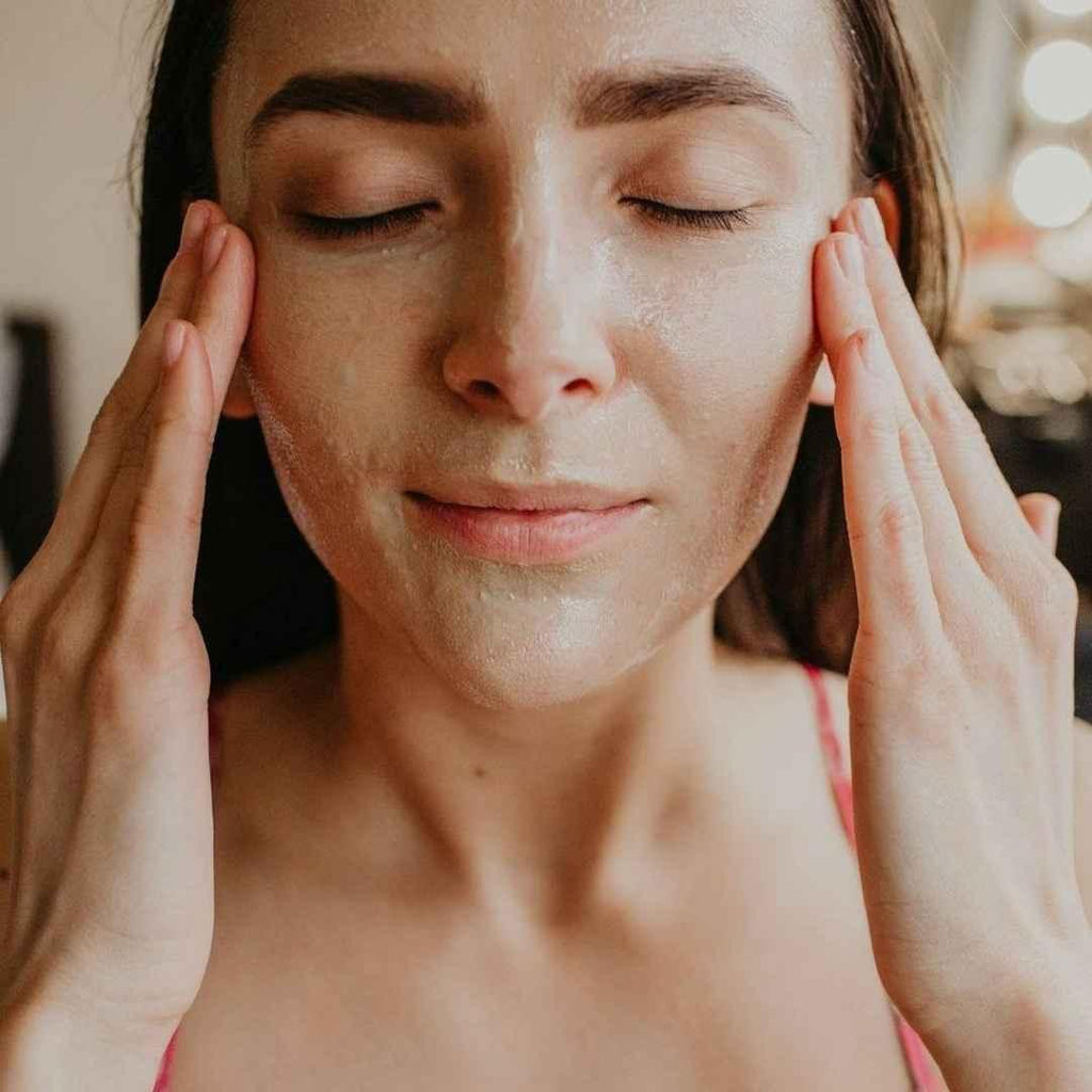 Facial Massage for Stress - Husk & Seed