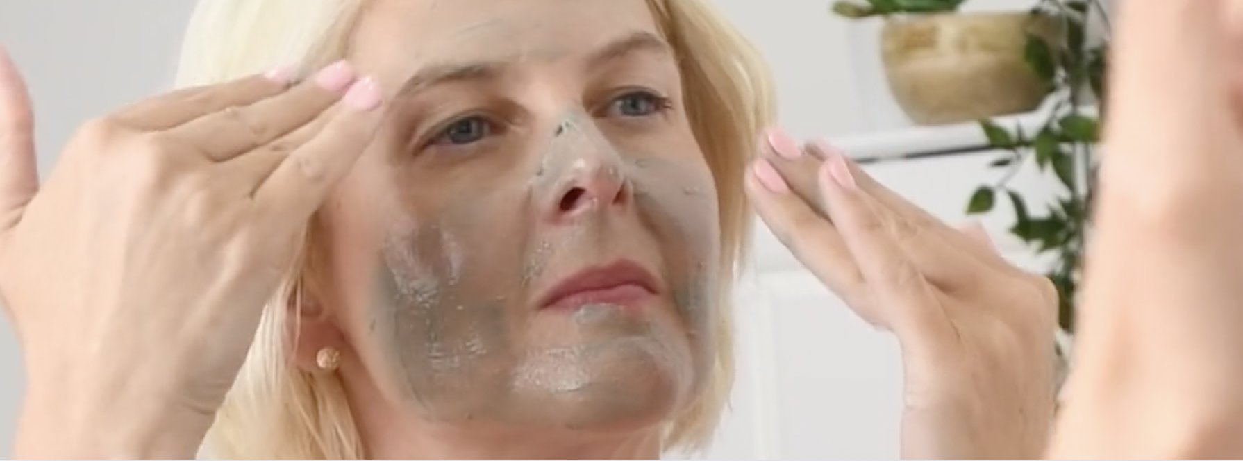 Masks & Facial Exfoliant - Husk & Seed